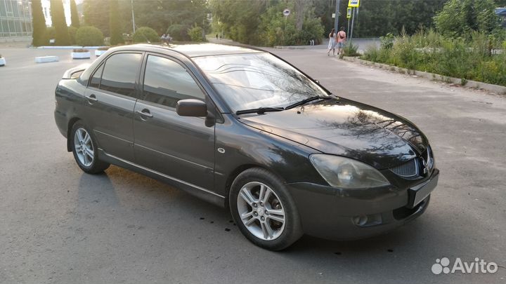 Mitsubishi Lancer 2.0 МТ, 2005, 283 700 км