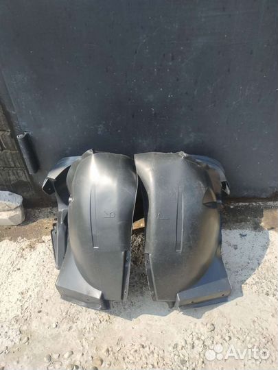 Подкрылок Renault Logan / LADA Largus