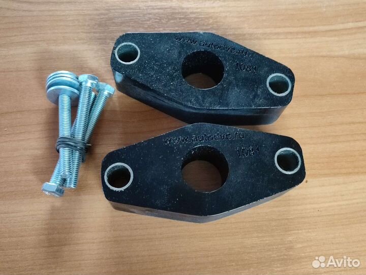 Задние проставки 30мм Мазда 3 bk