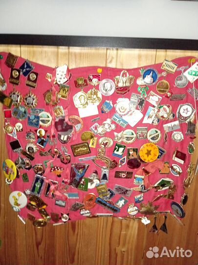 Значки и медали СССР