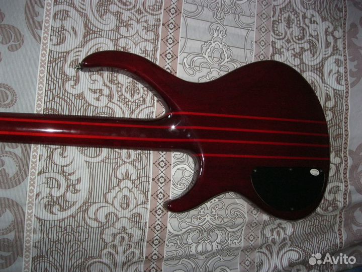 Бас гитара Vintage v1004 Wilkinson Корея