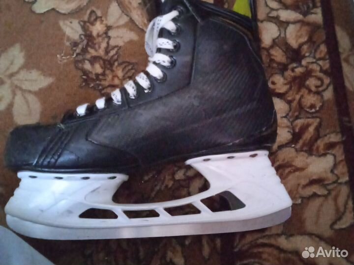 Хоккейные коньки bauer 44 размер