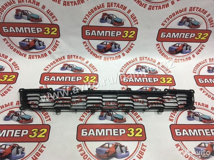 Нижняя решетка бампера ваз 21704 соты