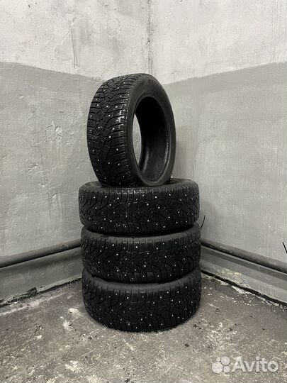 Bridgestone Blizzak Spike-02 205/55 R16