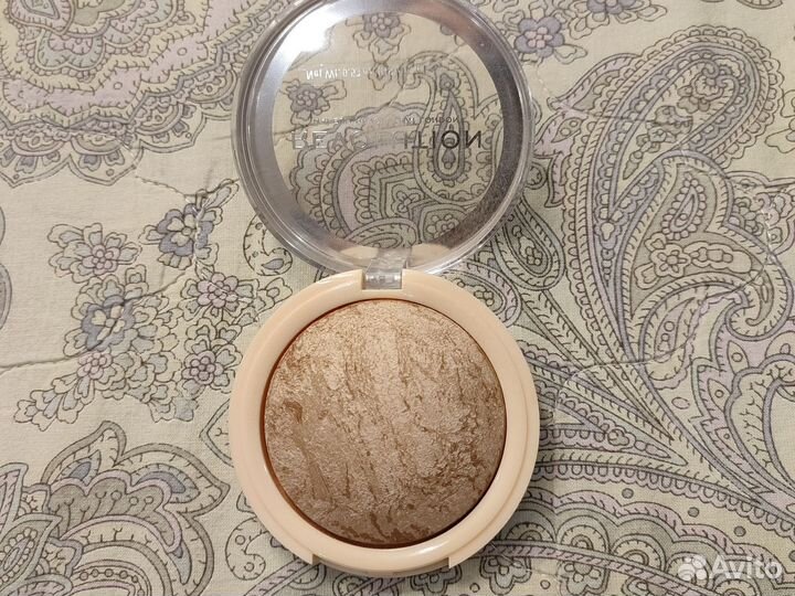 Бронзер Revolution