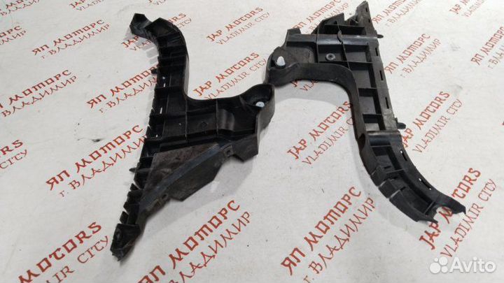 Крепление бампера заднее Volvo V70 универсал