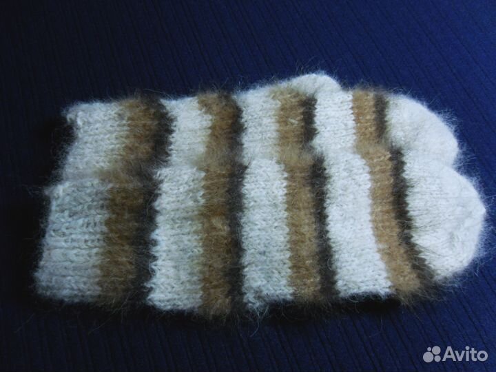 Варежки женские из собачьей шерсти в полоску
