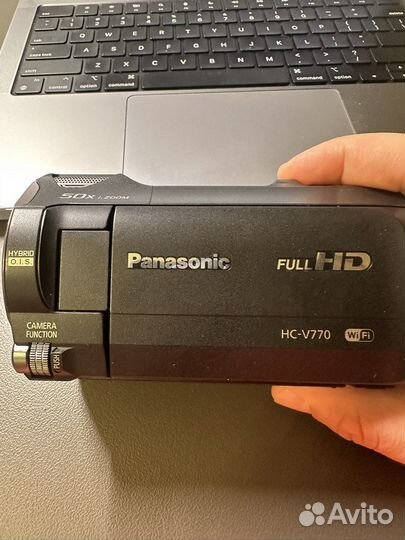 Panasonic HC-V770