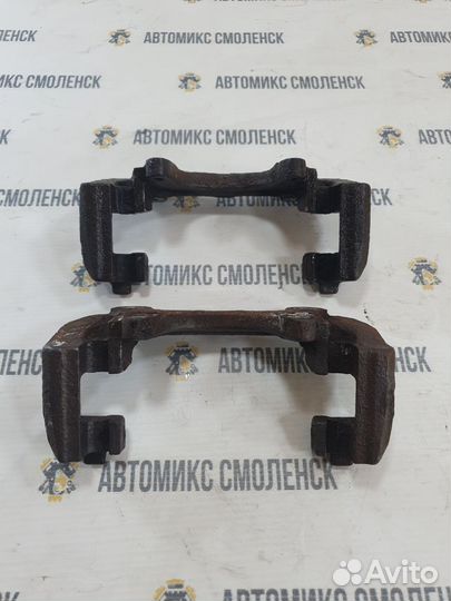 Скоба пер. суппорта Opel Astra H