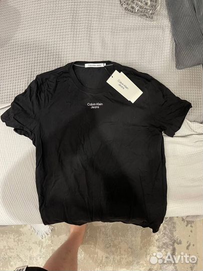 Calvin klein футболка