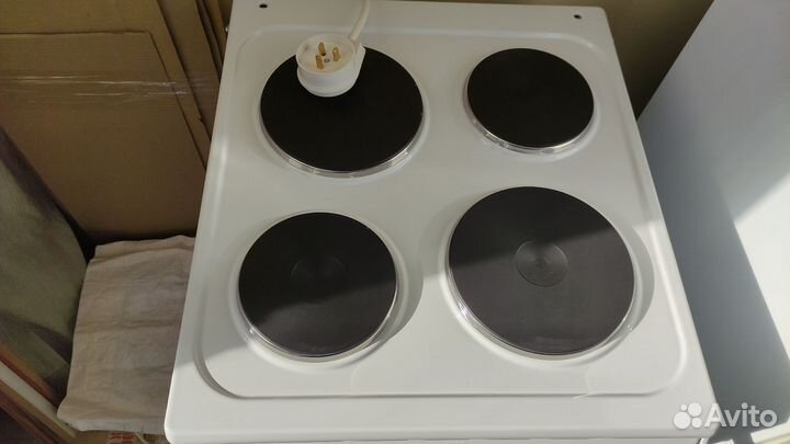 Электрическая плита с духовкой Flama AE14026