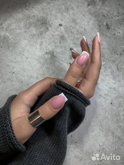 Маникюр, педикюр, наращивание