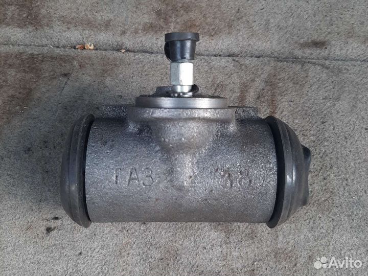Тормозной цилиндр газ
