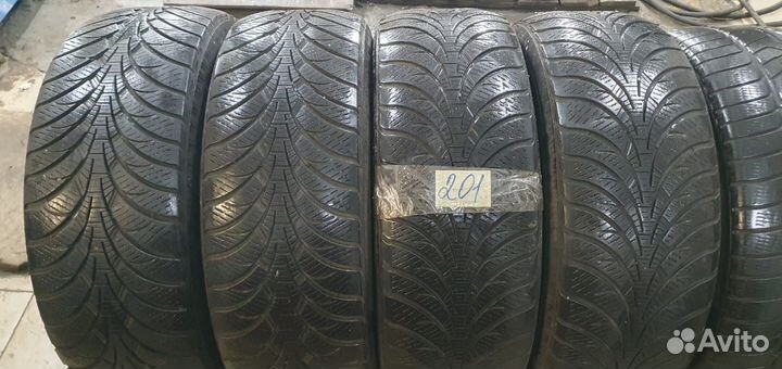 Goodyear UltraGrip Ice 245/60 R18