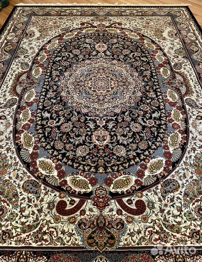 Иранский ковер