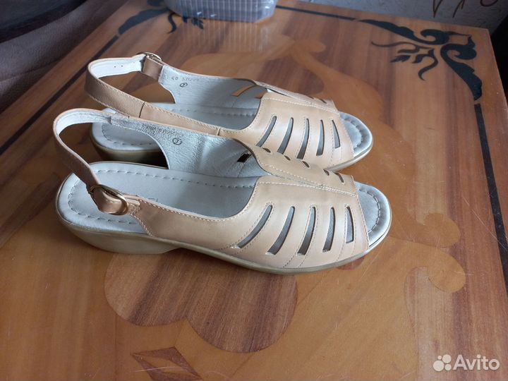 Босоножки женские новые 40 размер