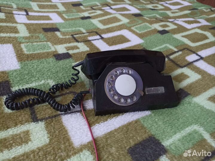 Стационарный телефон