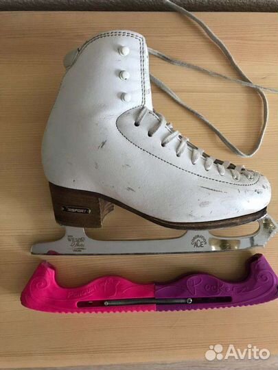 Фигурные коньки Risport