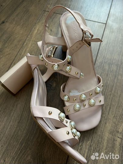 Босоножки mascotte 38