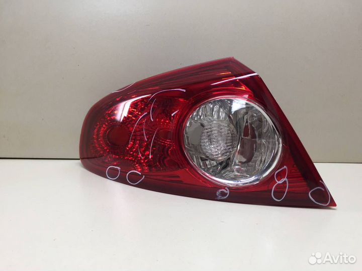 Фонарь задний наружный левый Chevrolet Lacetti J20