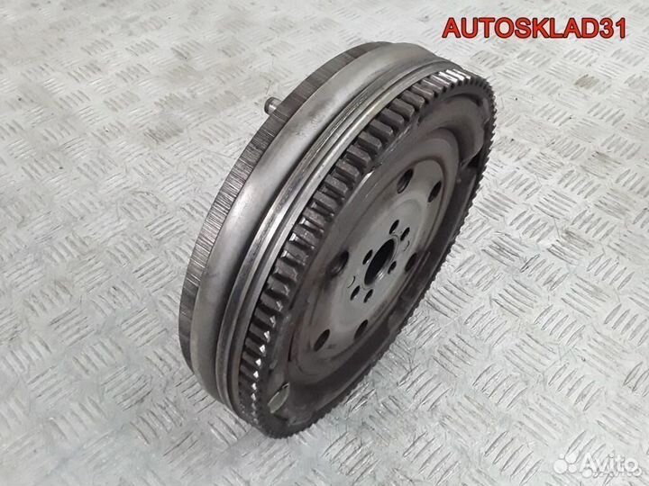 Маховик двухмассовый Toyota Corolla E12 134050D020