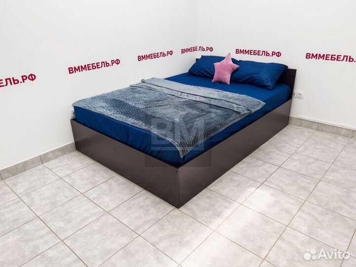 Кровать двуспальная венге