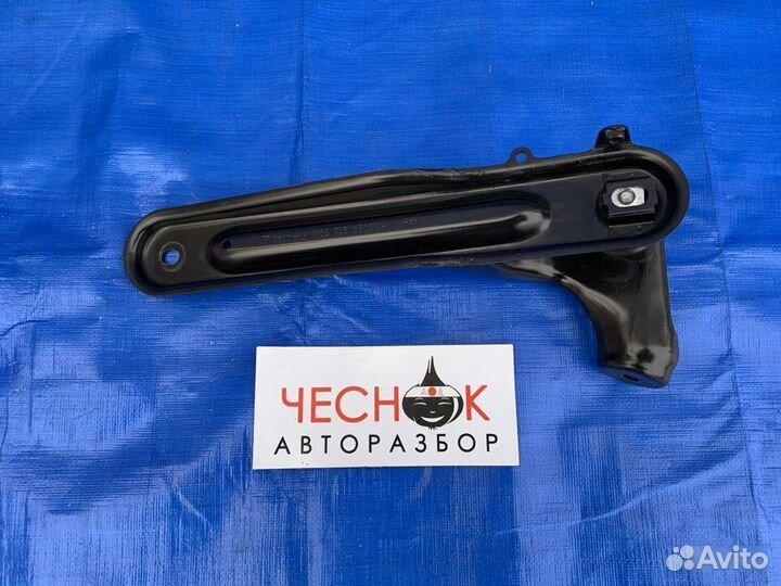 Кронштейн крепление подушки двс 955 / 957