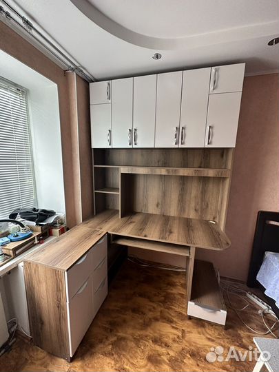 Компьютерный стол