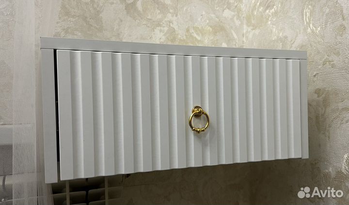 Тумба прикроватная подвесная