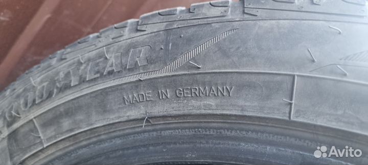 Goodyear UltraGrip Performance+ 245/45 R18 V