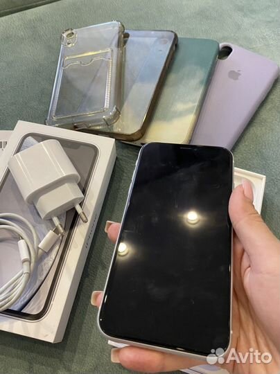 Телефон iPhone xr 64