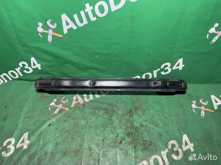 Задний усилитель бампера Ford Galaxy 2