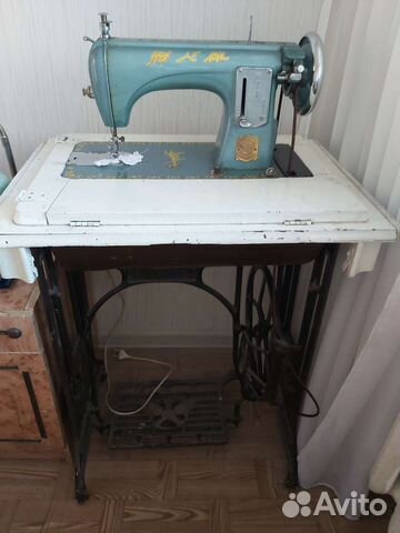 Подставка под машинку. Китайская швейная машина