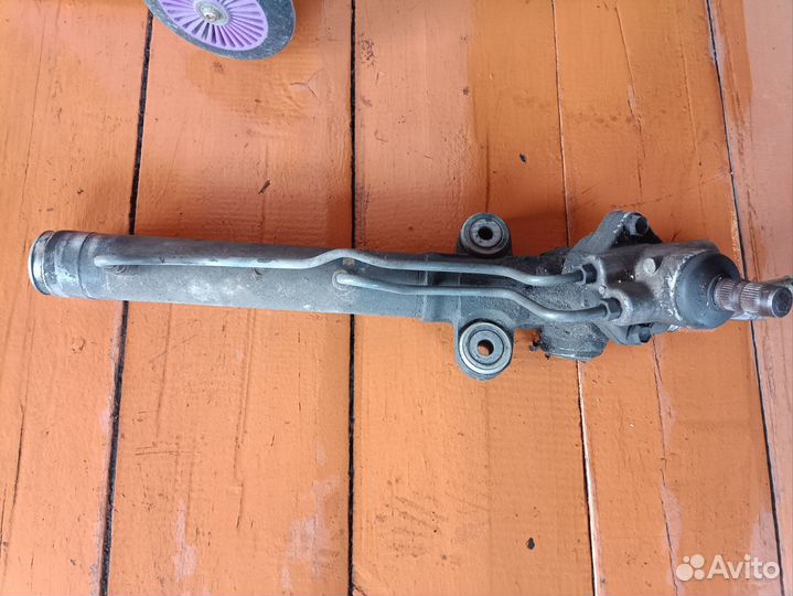 Рулевая рейка на тойоту калдину