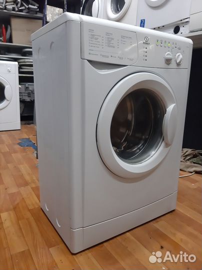 Indesit Eco time 6кг 40см в отличном состоянии
