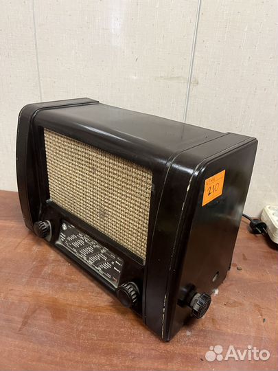 Ламповый приёмник Emud Record 110. 210