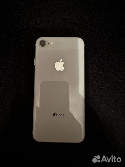 iPhone 8, 64 ГБ