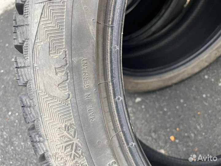 Gislaved Nord Frost 200 235/45 R18 98T