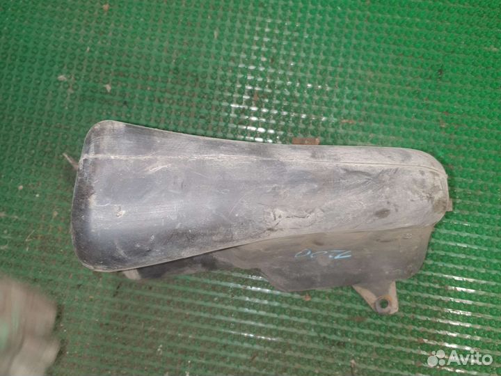 Резонатор воздушного фильтра Крайслер Вояджер 3