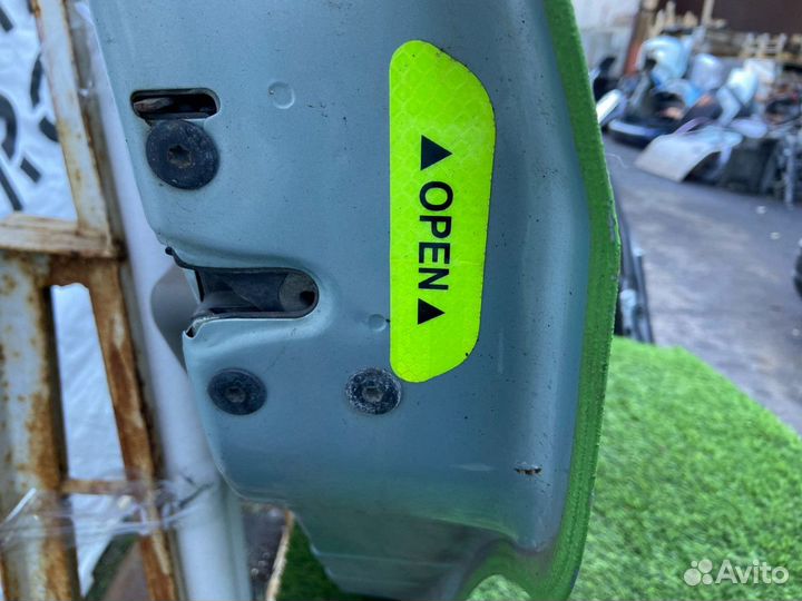 Замок двери задней правой Renault Logan