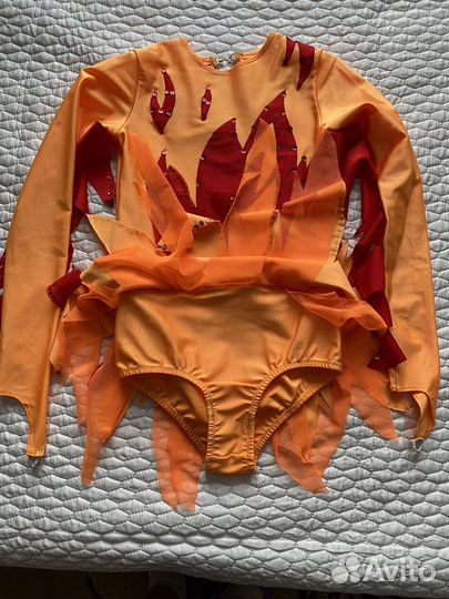 Костюм для занятий танцами