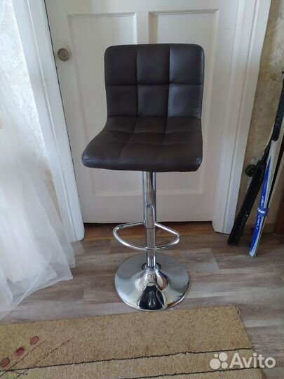 Стул для бровиста визажиста