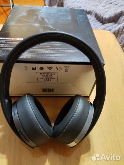 Sony gold wireless Limited edition (tlou2)