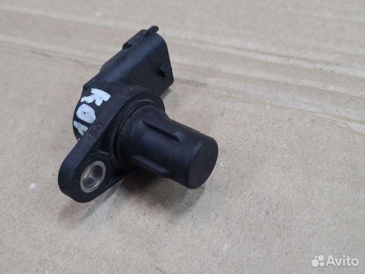 Датчик положения распредвала opel Corsa D Astra H