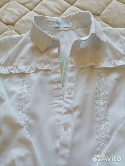 Блузки школьные, рубашки новые