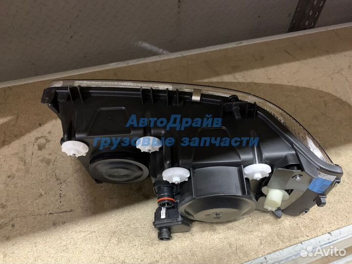 Фара DAF XF95 105 CF65 CF85 правая