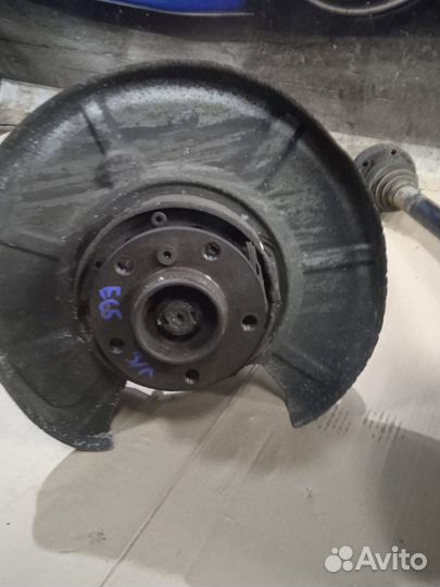 Кулак зад лев сборе с приводом и ступиц BMW 7 E65