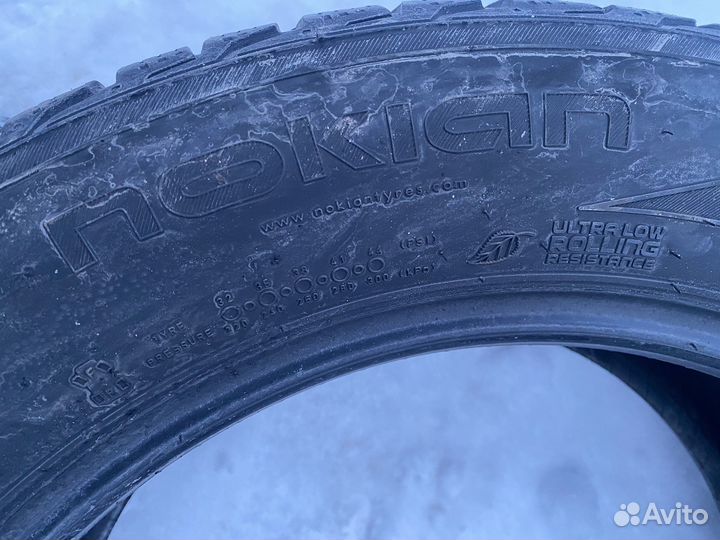 Nokian Tyres Hakkapeliitta R2 235/55 R17 103R