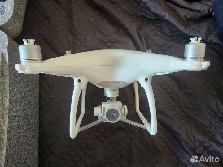 Квадрокоптер dji phantom 4