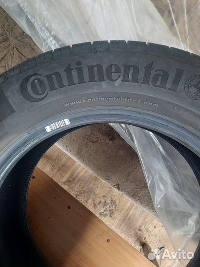 Continental ContiPremiumContact 5 225/60 R17 92V